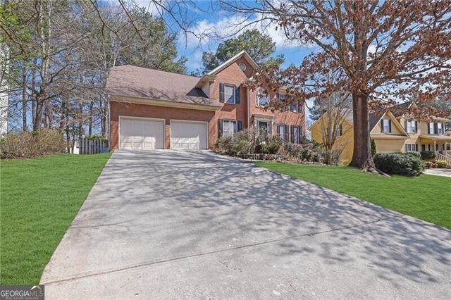 1069 Sunny Field Lane, Lawrenceville, GA 30043