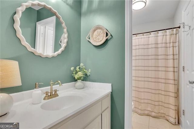 1069 Sunny Field Lane, Lawrenceville, GA 30043