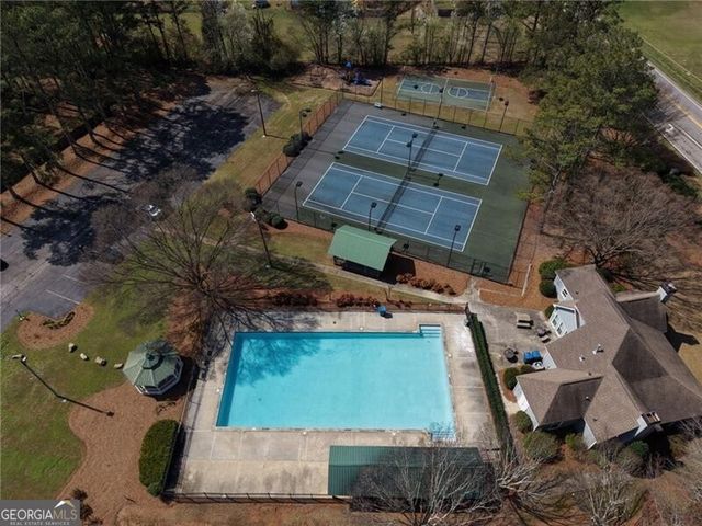 1069 Sunny Field Lane, Lawrenceville, GA 30043