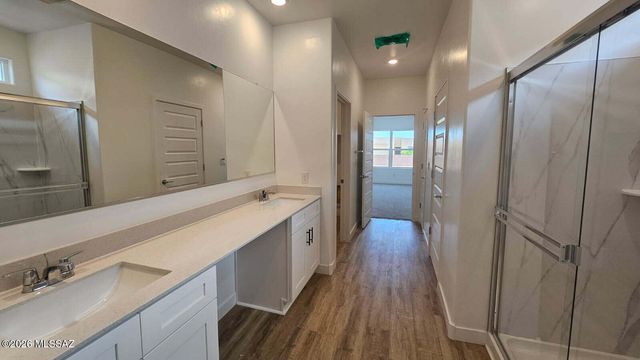 854 N Astronomer Lane, Green Valley, AZ 85614