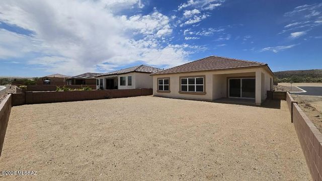 854 N Astronomer Lane, Green Valley, AZ 85614