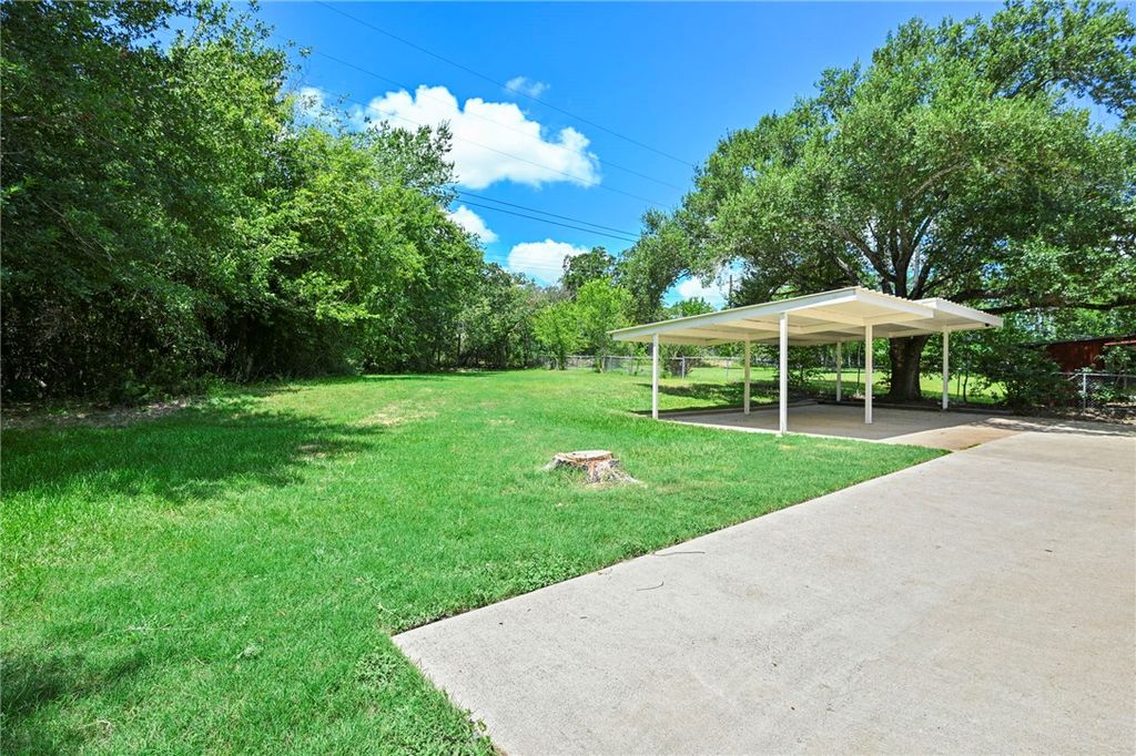 1210 Glade Street, College Station, TX 77840 — photo 5
