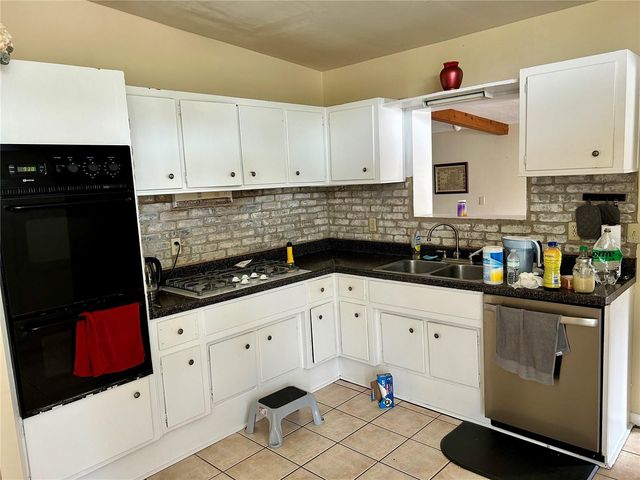 1130 DOGWOOD AVENUE, Tampa, FL 33613