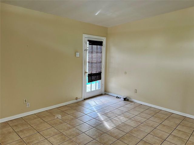 1130 DOGWOOD AVENUE, Tampa, FL 33613