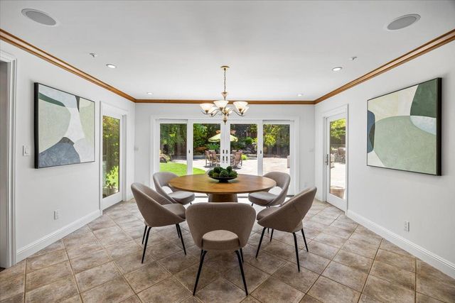 801 Eucalyptus Avenue, Hillsborough, CA 94010