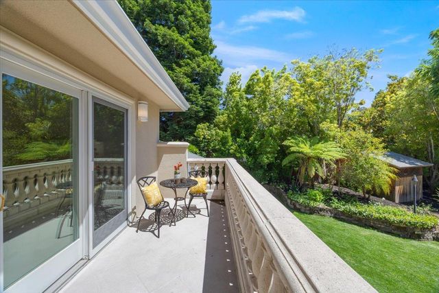 801 Eucalyptus Avenue, Hillsborough, CA 94010