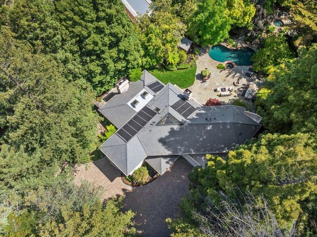 801 Eucalyptus Avenue, Hillsborough, CA 94010