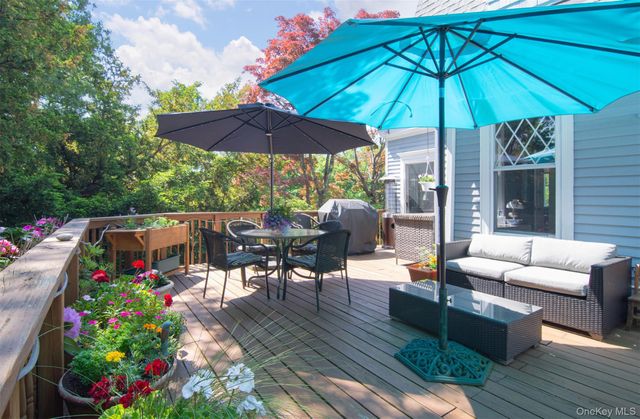 251 Mount Hope Boulevard, Hastings-on-hudson, NY 10706