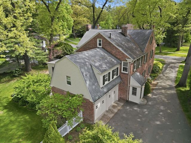 38 Oxford Road, Longmeadow, MA 01106