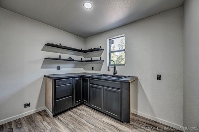 731 8th Avenue NW, Ardmore, OK 73401
