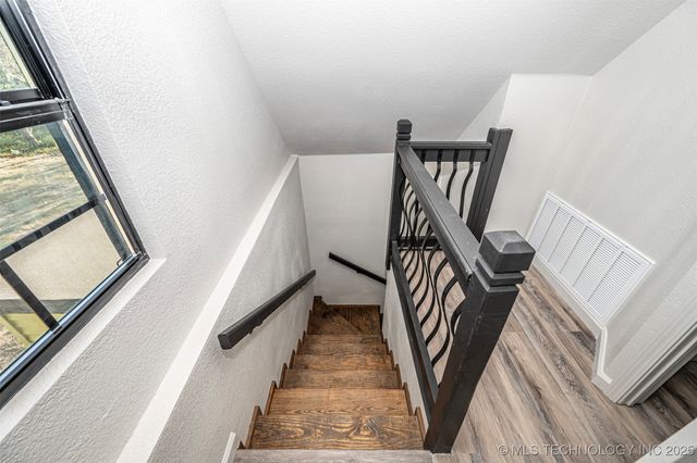 731 8th Avenue NW, Ardmore, OK 73401