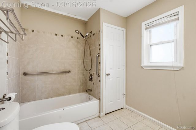 702 Maus Avenue, Ypsilanti, MI 48198