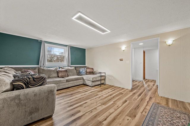 605 Juniper COURT, West Bend, WI 53095