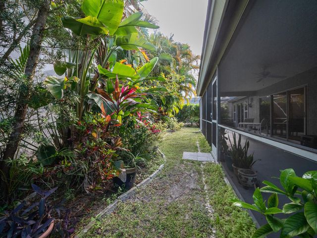12668 White Coral Drive, Wellington, FL 33414