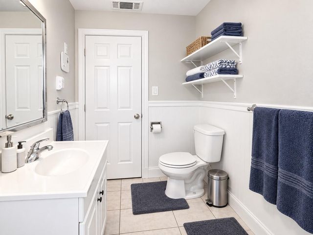 1247 E Cortland Avenue, Fresno, CA 93704
