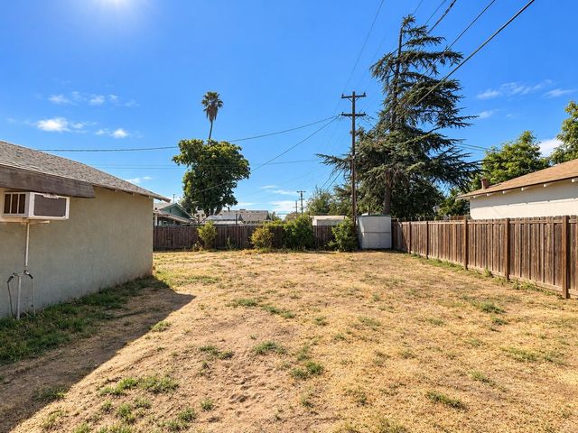 1247 E Cortland Avenue, Fresno, CA 93704