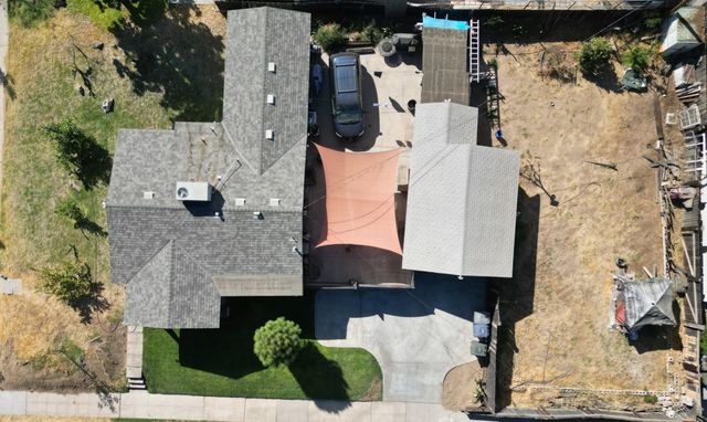 1247 E Cortland Avenue, Fresno, CA 93704