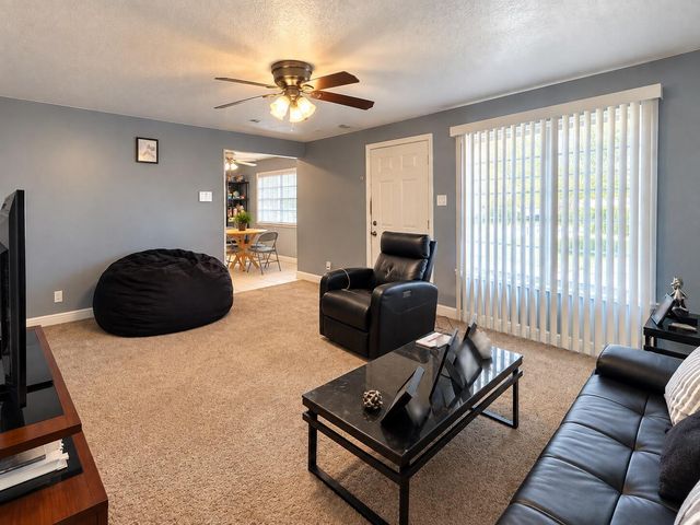 1247 E Cortland Avenue, Fresno, CA 93704