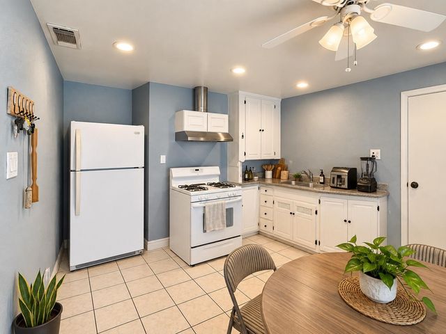 1247 E Cortland Avenue, Fresno, CA 93704