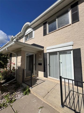 8557 Winchester Drive, Sterling Heights, MI 48313