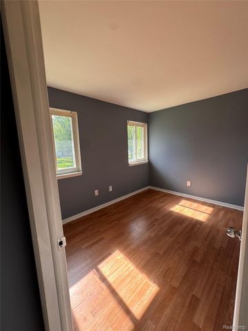 8557 Winchester Drive, Sterling Heights, MI 48313