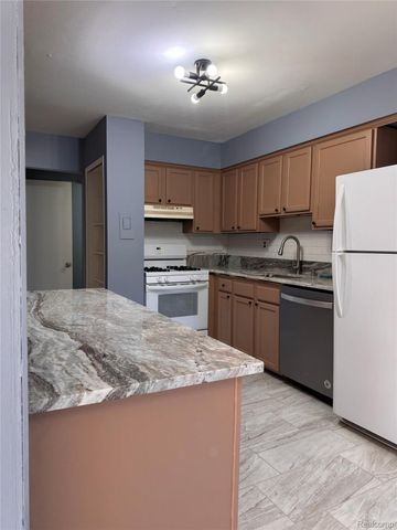 8557 Winchester Drive, Sterling Heights, MI 48313