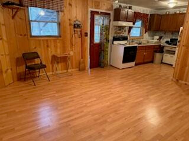 102 Fifth Jasper Road, Burnside, KY 42519