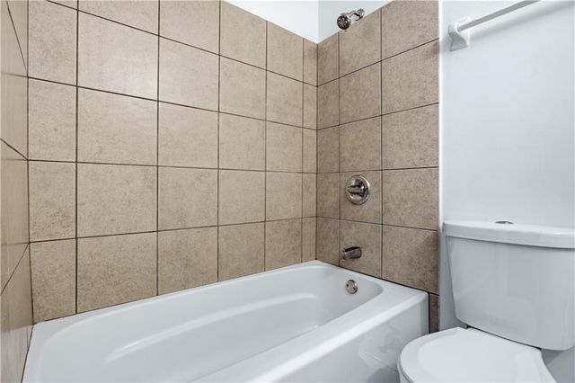 2052 Brian Way, Decatur, GA 30033
