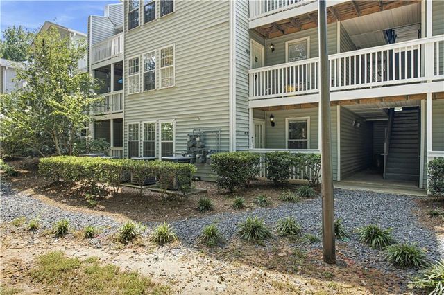 2052 Brian Way, Decatur, GA 30033
