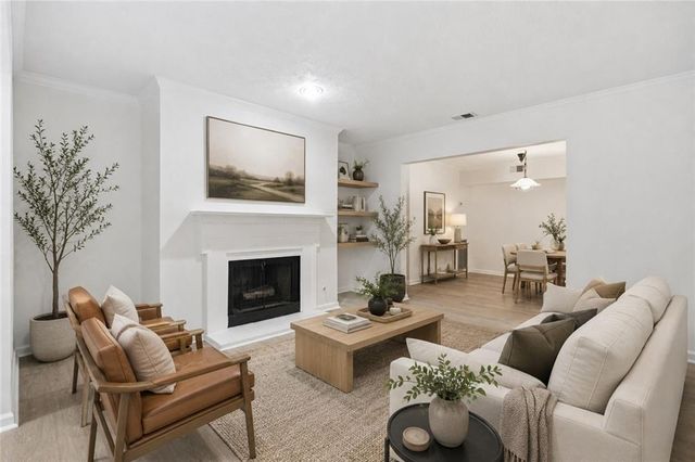 2052 Brian Way, Decatur, GA 30033