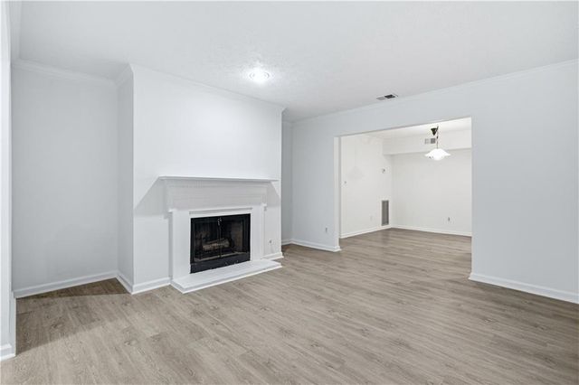 2052 Brian Way, Decatur, GA 30033