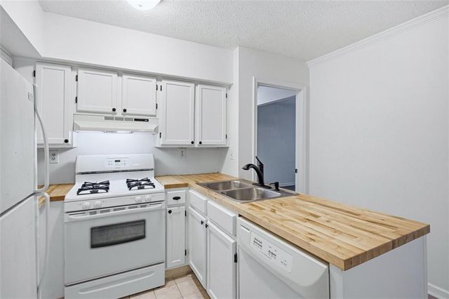 2052 Brian Way, Decatur, GA 30033