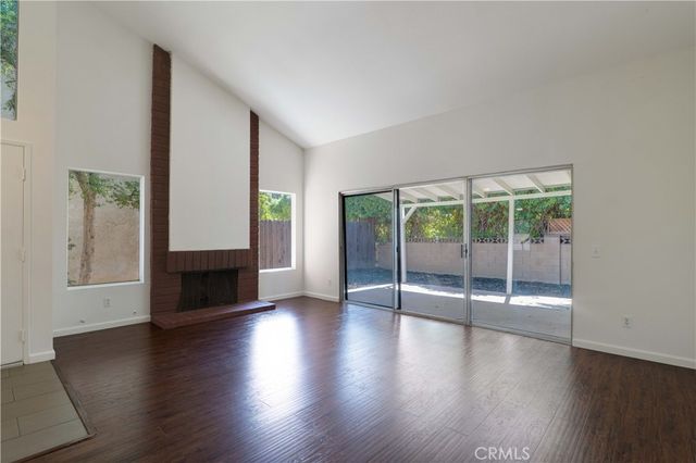 8109 Hanna Avenue, Canoga Park, CA 91304
