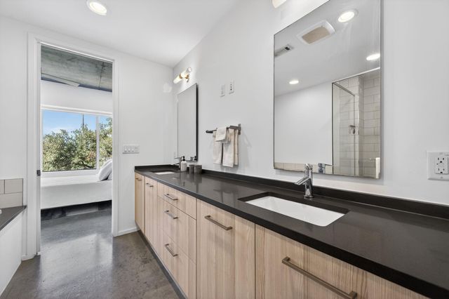 2301 S 5th ST 25, Austin, TX 78704