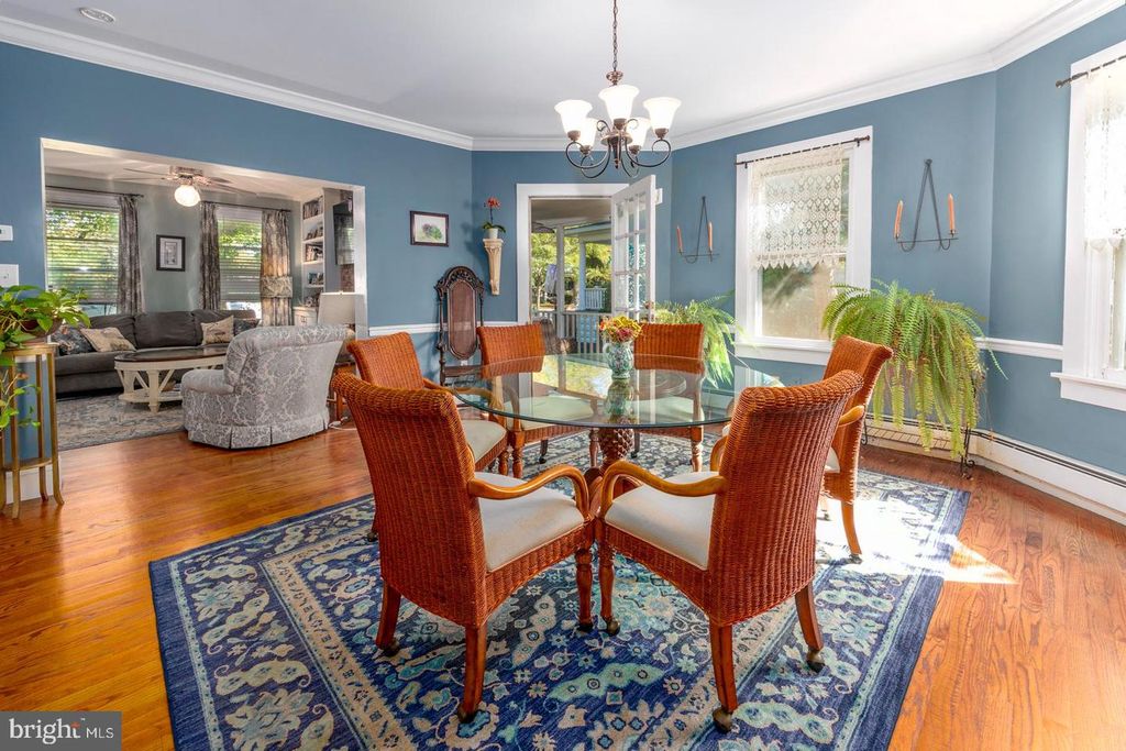 305 S AURORA ST, Easton, MD 21601