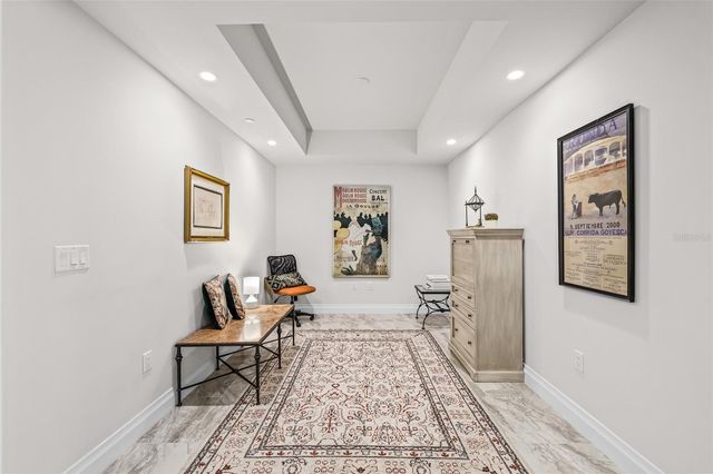 795 COLLANY ROAD 205, St Petersburg, FL 33715