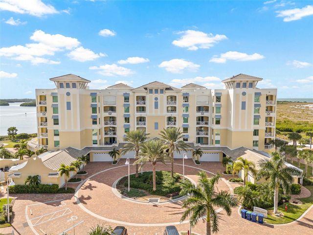 795 COLLANY ROAD 205, St Petersburg, FL 33715