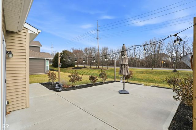 275 Entrance Hall View, Greenwood, IN 46142