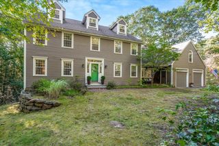38 Old Farm Road, Bedford, NH 03110