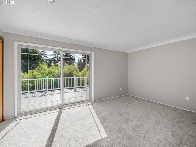 2498 SADDLE Ct, West Linn, OR 97068