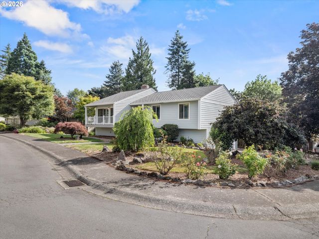 2498 SADDLE Ct, West Linn, OR 97068