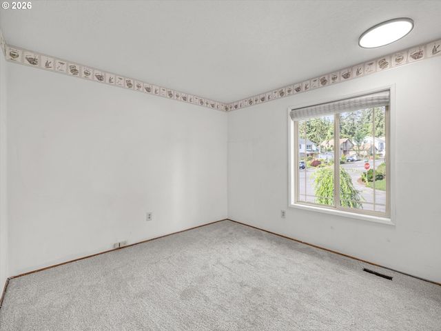 2498 SADDLE Ct, West Linn, OR 97068