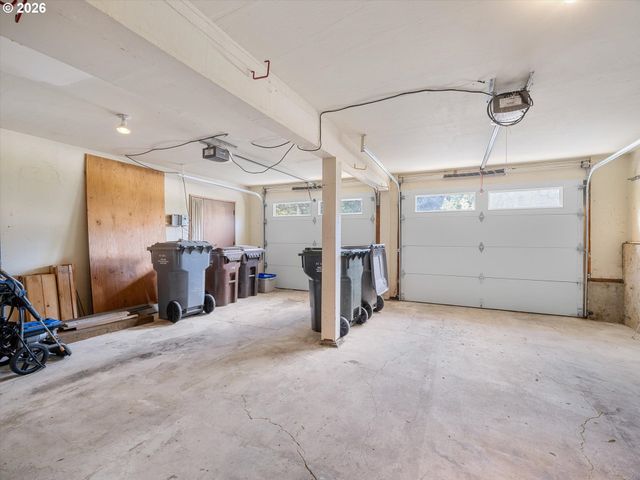 2498 SADDLE Ct, West Linn, OR 97068