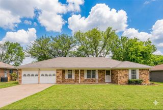 6248 Trail Lake Drive, Fort Worth, TX 76133