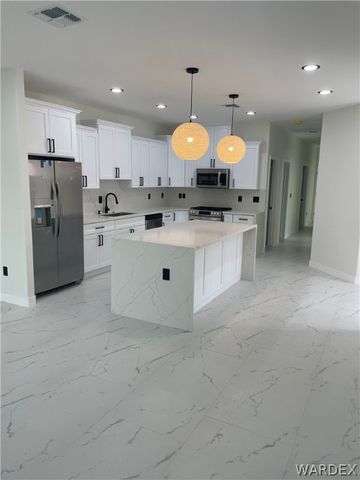 2925 Country Club Drive, Bullhead City, AZ 86442