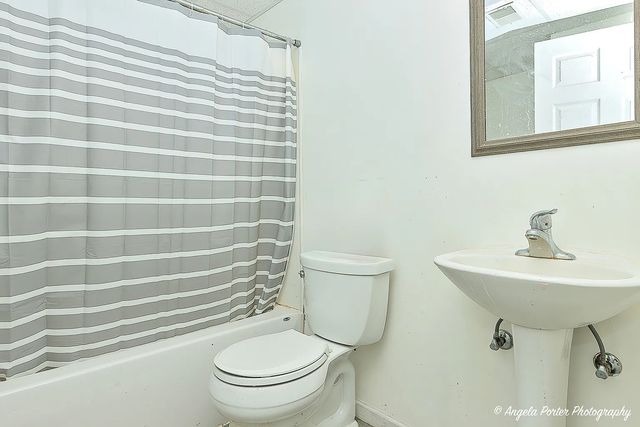 305 Blanchard Street, Harvard, IL 60033