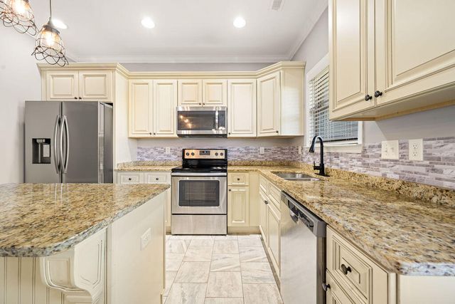 128 Franklin Circle, Fort Oglethorpe, GA 30742