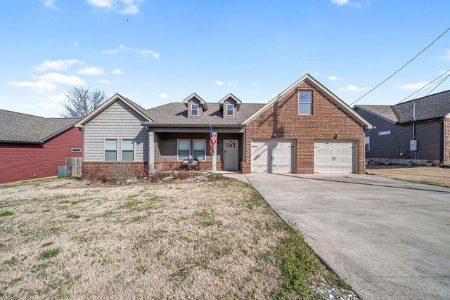 128 Franklin Circle, Fort Oglethorpe, GA 30742