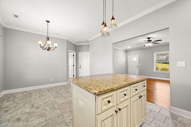 128 Franklin Circle, Fort Oglethorpe, GA 30742