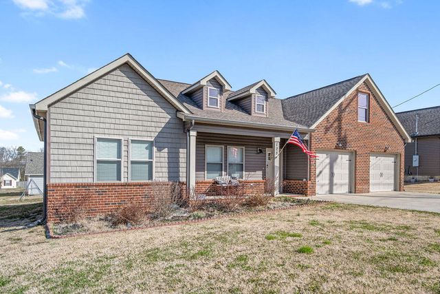 128 Franklin Circle, Fort Oglethorpe, GA 30742